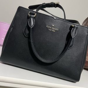Kate spade black purse/cross body